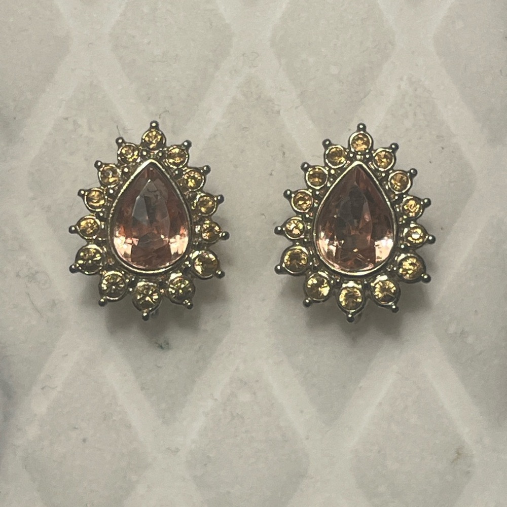 Vintage pink/peach earrings